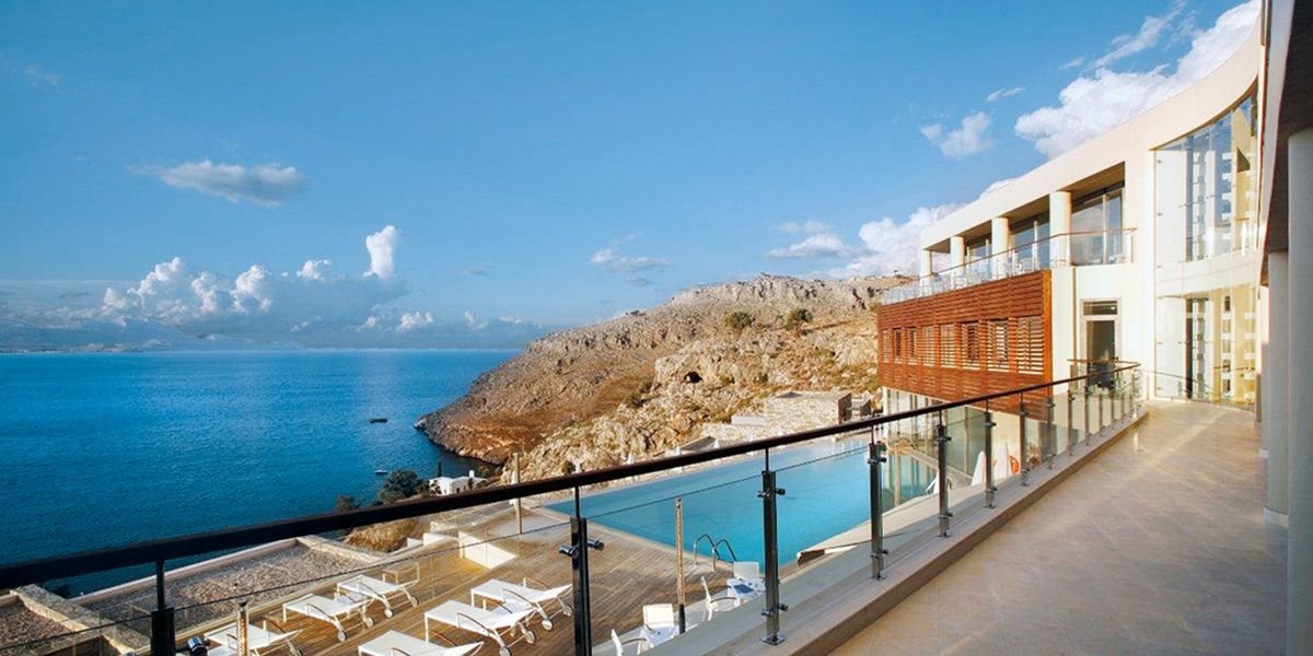 رزرو هتل در یونان و هتل لیندوس بلو