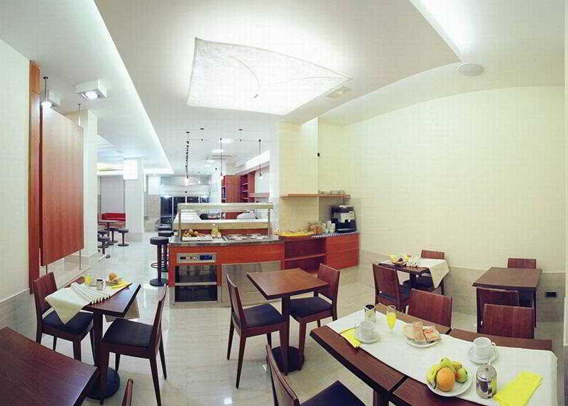 هتل مارفیل یکی از نزدیک ترین هتل های ایبیزا به فرودگاه