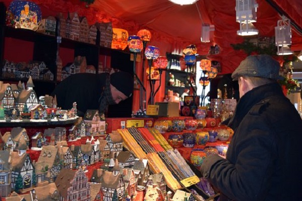 بازار هفتگی بورنهایم فرانکفورت
