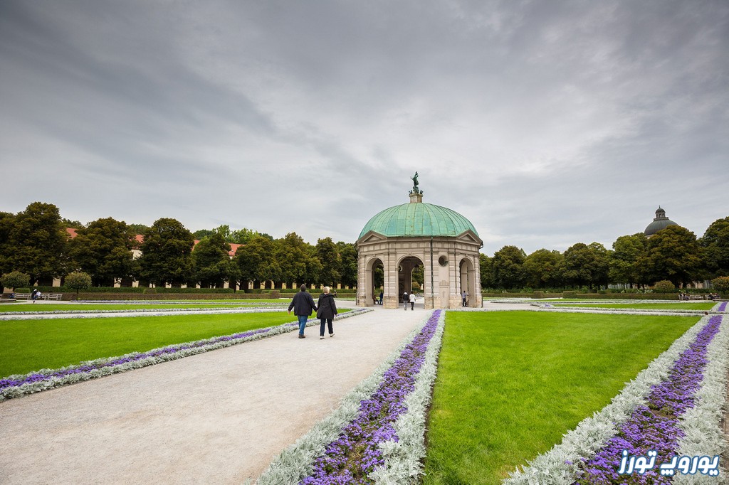باغ هوف گارتن دوسلدورف | یوروپ تورز