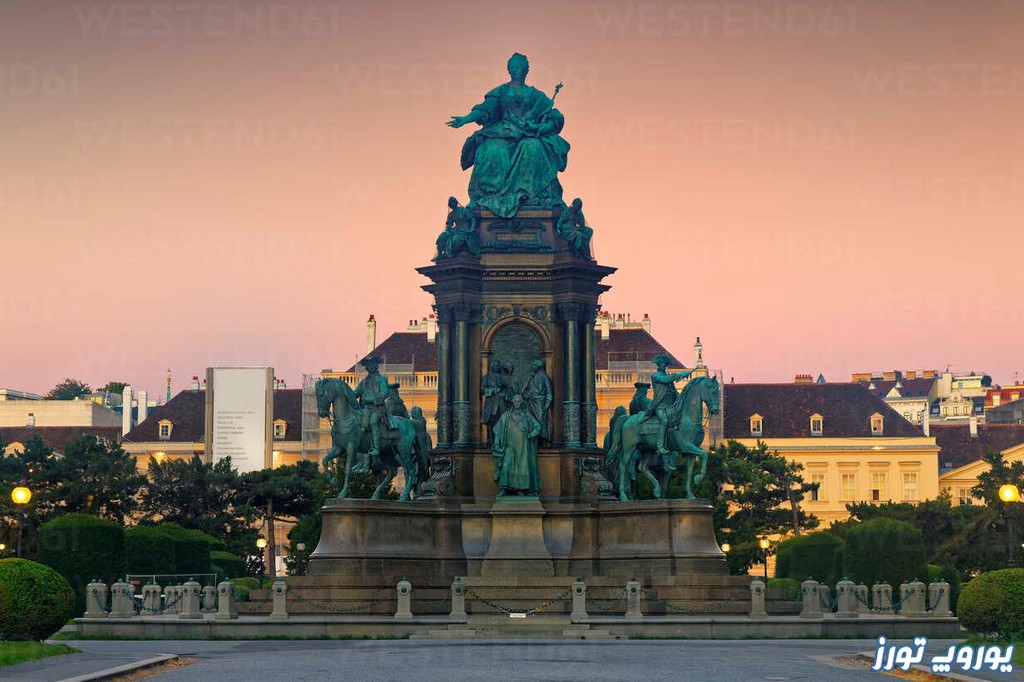 بنای یادبود ماریا ترزا جلوه تاریخی دیدنی‌ های وین | یوروپ تورز