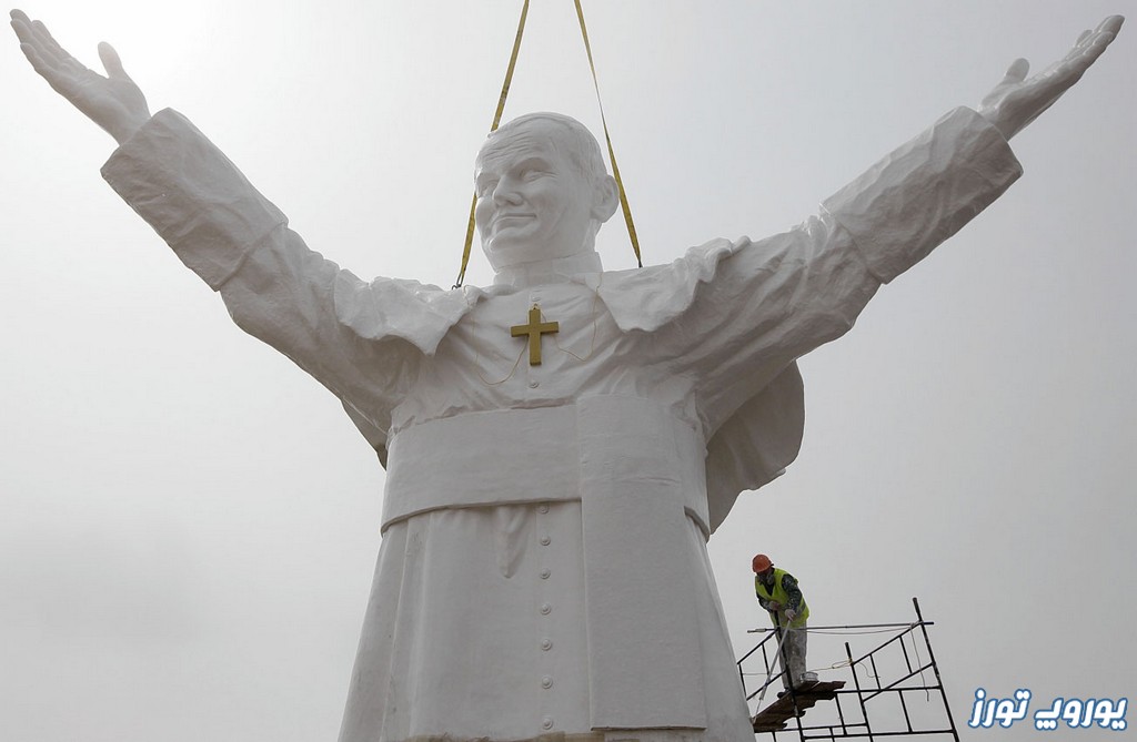 درباره بلندترین تندیس پاپ در لهستان بیشتر بدانیم | یوروپ تورز