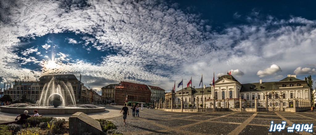 پس از این جشن و پایکوبی‌ ها، کاخ گراسالکوویچ چه شد؟ | یوروپ تورز