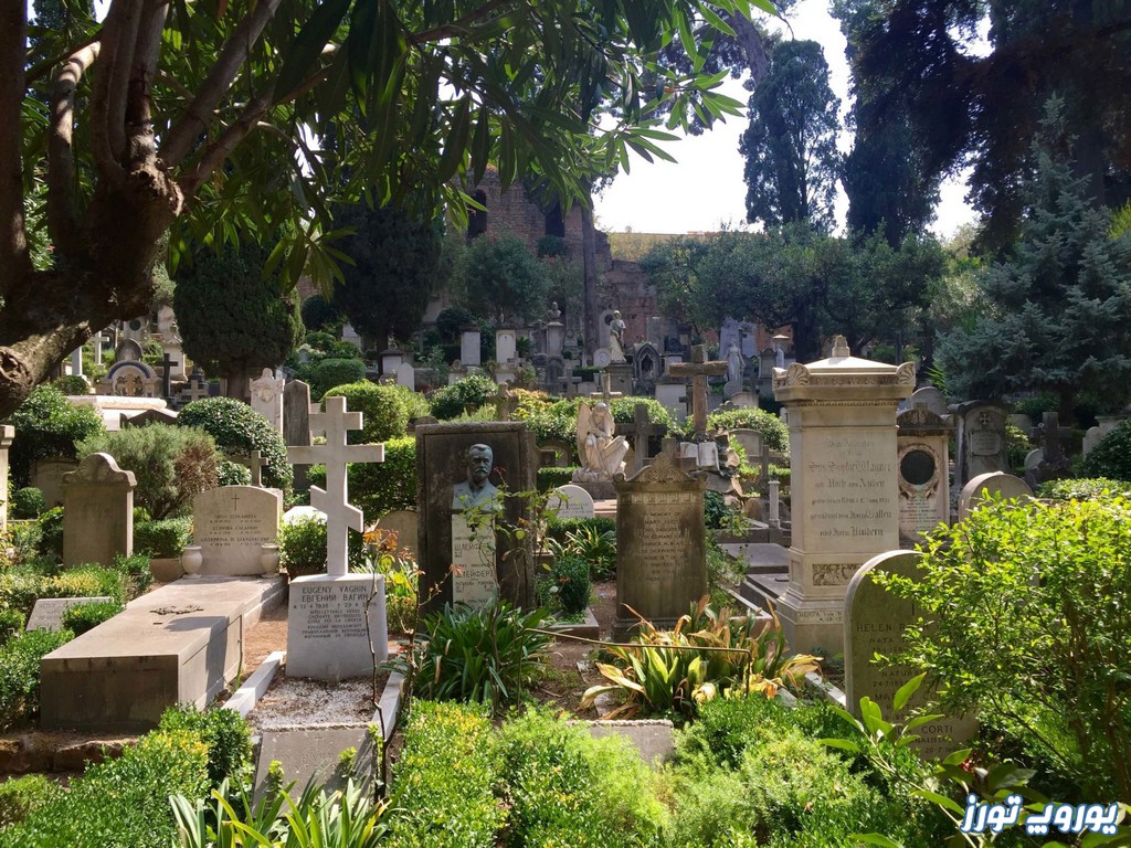 هنرمندان دفن شدن در گورستان پروتستان رم | یوروپ تورز