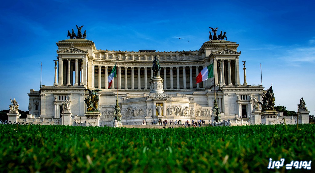 قصر ونیز در میدان ونیز شهر رم | یوروپ تورز