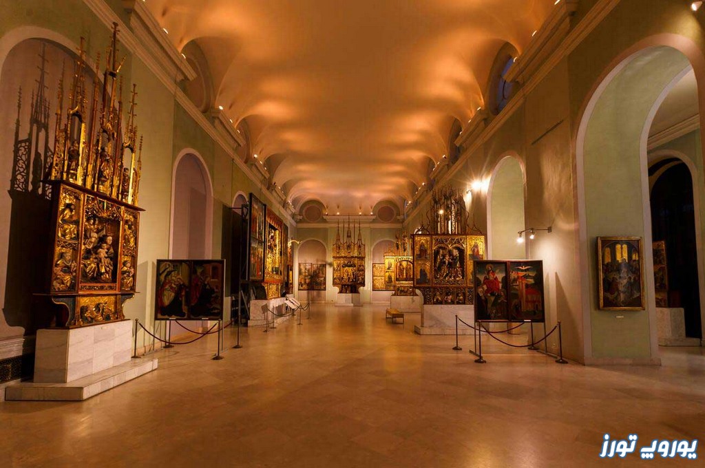 آیا برای بازدید از گالری ملی مجارستان نیاز به بلیط داریم؟ | یوروپ تورز