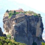 صومعه مقدس متئورون | بزرگ ترین صومعه متئورای یونان - آتن