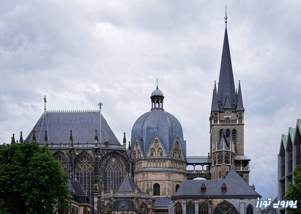 معماری کلیسای جامع آخن | یوروپ تورز