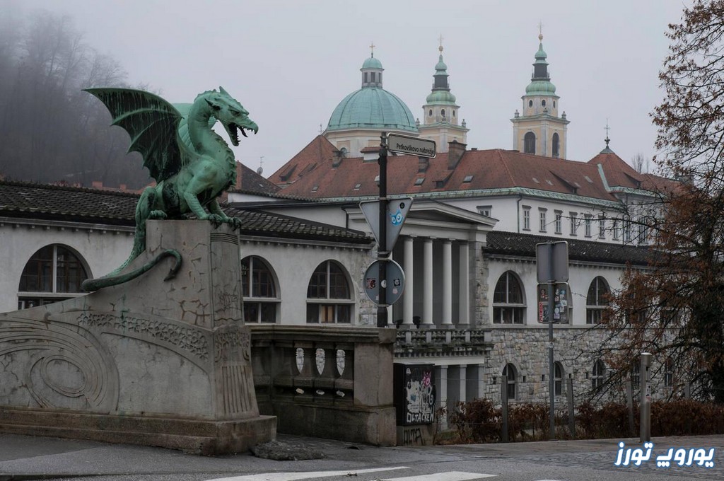 معماری پل اژدها در اسلوونی | یوروپ تورز