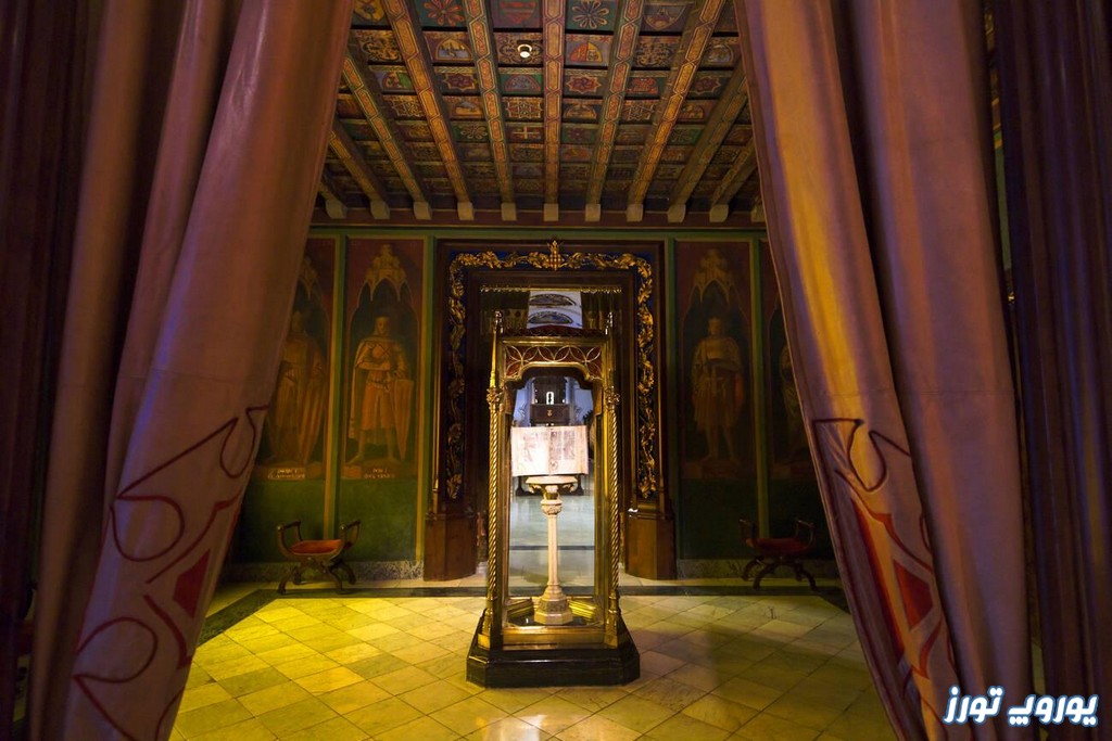 در موزه تاریخی شهرداری والنسیا چه اشیایی نگهداری می‌شود؟ | یوروپ تورز