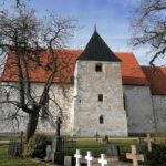 کلیسای ریدالا | یکی از تاریخی ترین جاذبه های توریستی در استونی - استونی